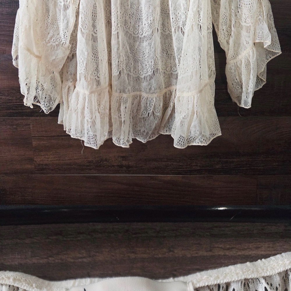 Lace Ruffle Blouse in Cream